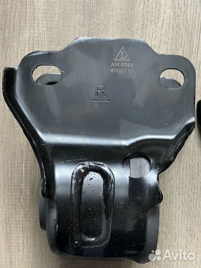 Сайлентблок переднего рычага задний Ford / Volvo