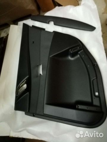 Обшивка двери задней правой BMW E60 кожа