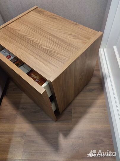 Тумбочка прикроватная 2шт