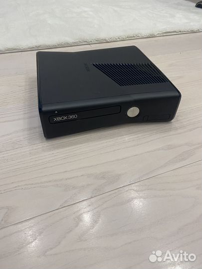 Xbox 360+кинетик и 25 игр