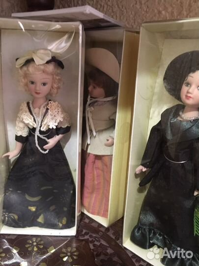 Кукла фарфоровая коллекционная