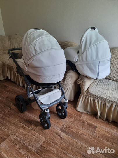 Коляска 2 в 1 эко кожа белая