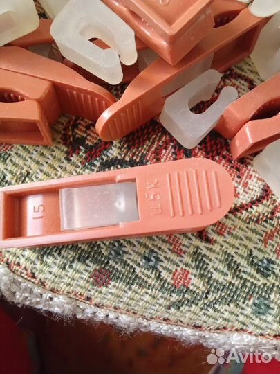 Прищепки СССР новые с заменяющими пружинами