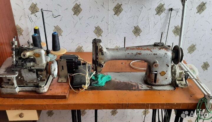 Швейная машина Singer