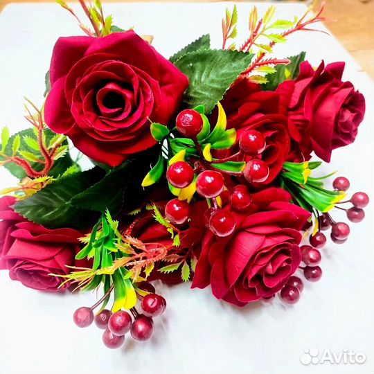 Искусственные цветы розы бархатные