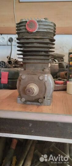 Компрессор автомобильный