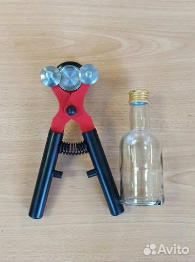 Укупорщик сп-28-31,5 для алюминиевого колпачка