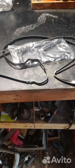 Прокладка клапанной крышки на ford focus 2