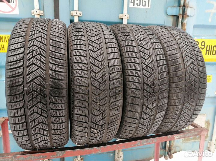 Pirelli Scorpion Winter 235/55 R19 105T
