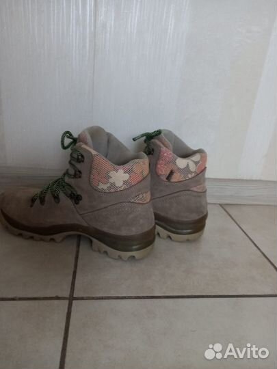 Трекинговые ботинки женские размер 38