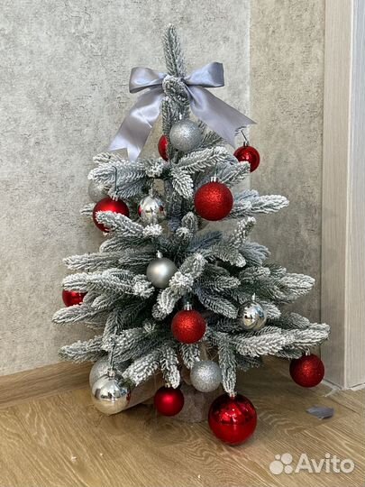 Заснеженная пихта 60см