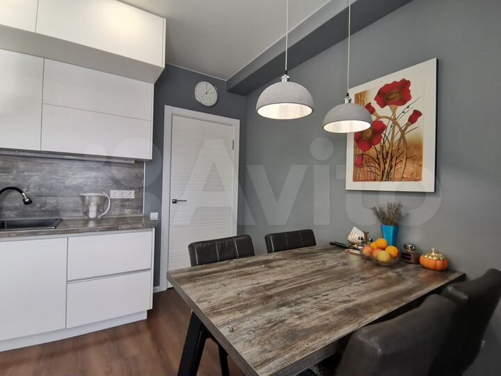 3-к. квартира, 91 м², 10/11 эт.