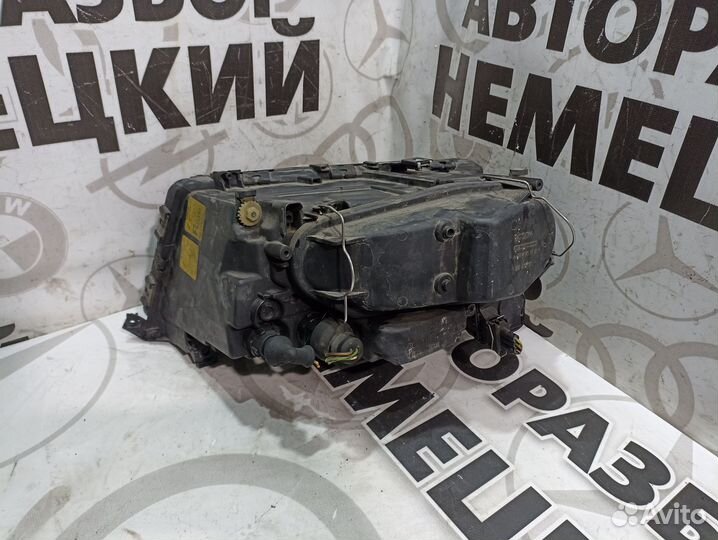 Фара правая Audi A8 D2