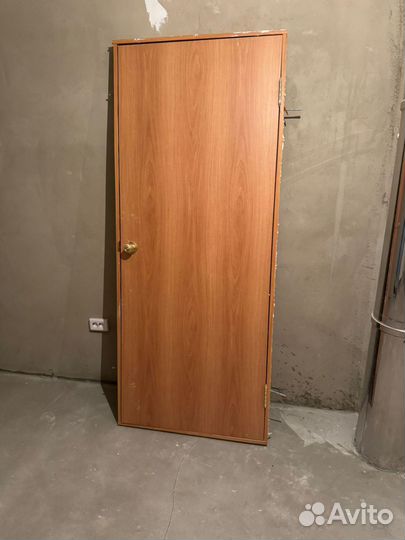 Двери межкомнатные с коробкой