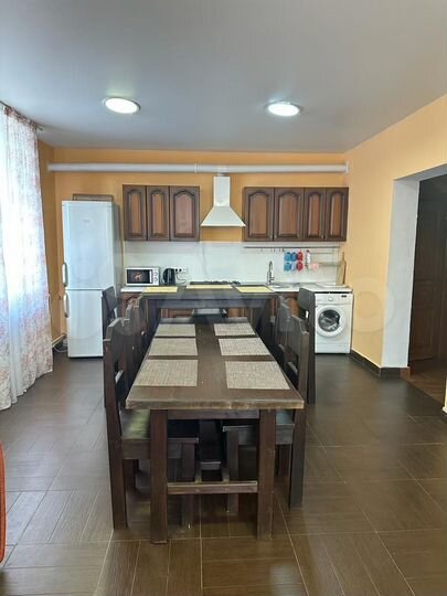 2-к. квартира, 95 м², 3/3 эт.