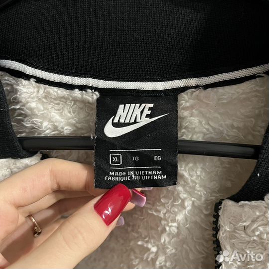 Бомбер nike