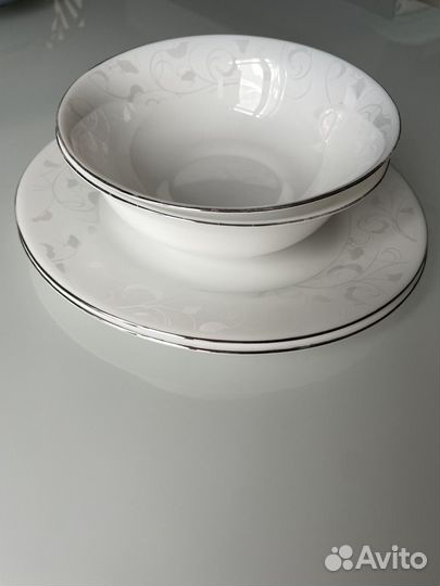 Тарелка IKEA Динера d26, др. тарелки