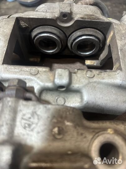 Суппорта toyota celsior/ Lexus Ls430