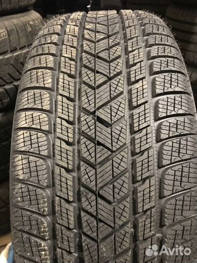 Pirelli Scorpion Winter 275/50 R21 113V