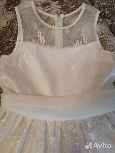 Нарядное платье для девочки