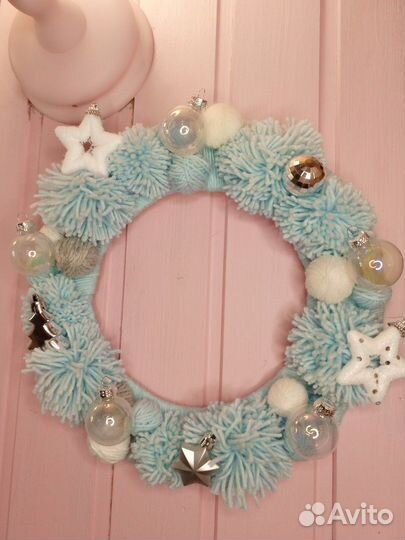Новогодний венок ручной работы