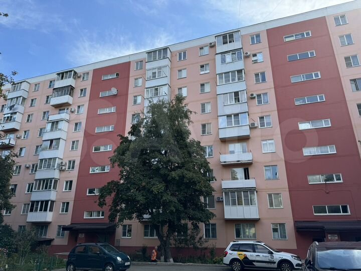 3-к. квартира, 67 м², 1/9 эт.