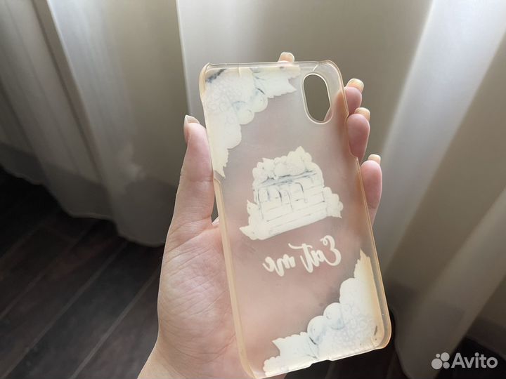 Чехлы на iPhone X