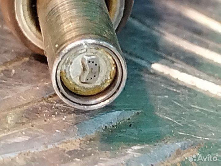 Форсунка топливная Bmw X5 E70 3.0Л