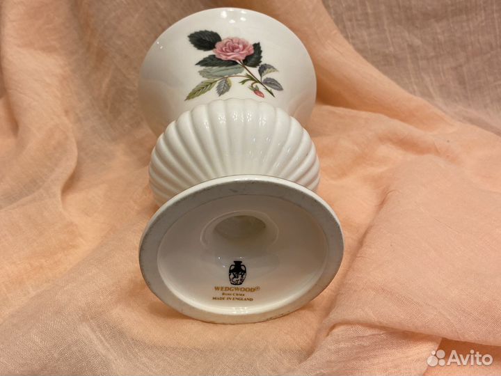 Вазочка,сливочник фарфор Англия