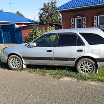 Toyota Sprinter Carib 1.6 AT, 2001, битый, 182 000 км, с пробегом, цена 260 000 руб.