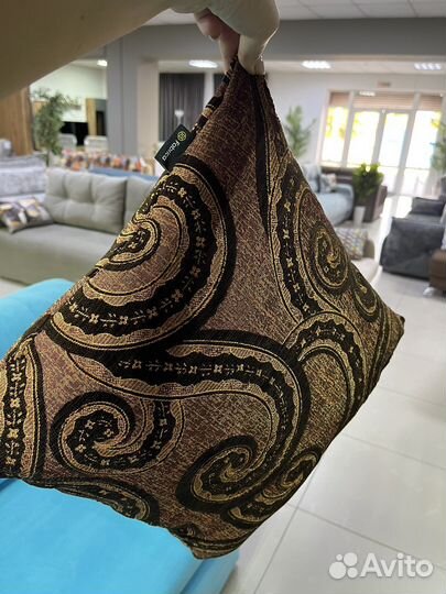 Декоративные подушки с наполнителем