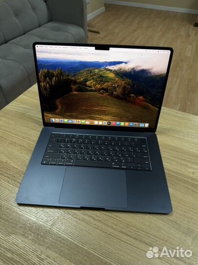 Apple macbook Air 15 m3 8 256gb