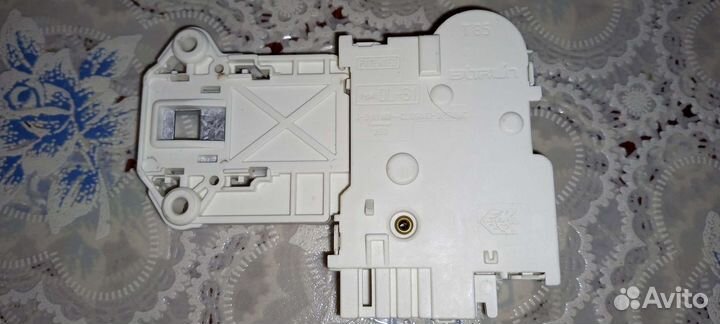 Убл (Замок) для стиральной машины