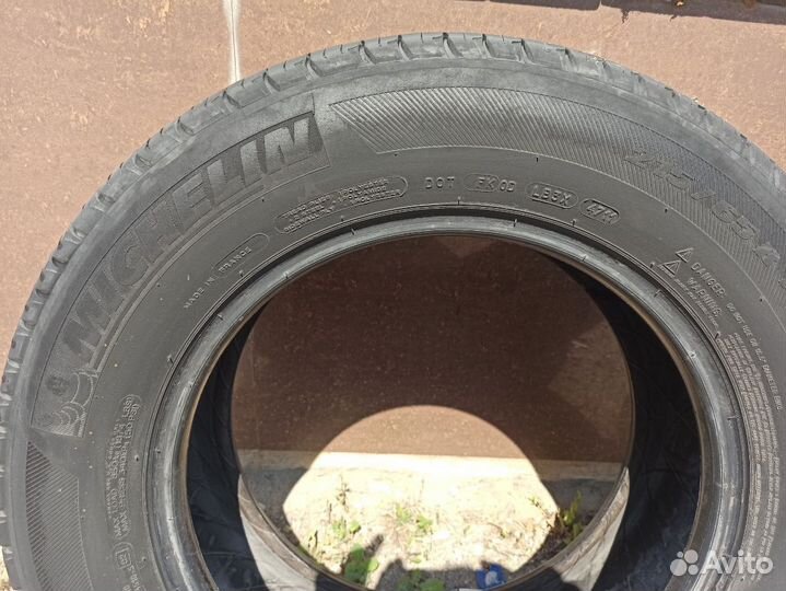 Michelin Latitude Tour HP 215/65 R16