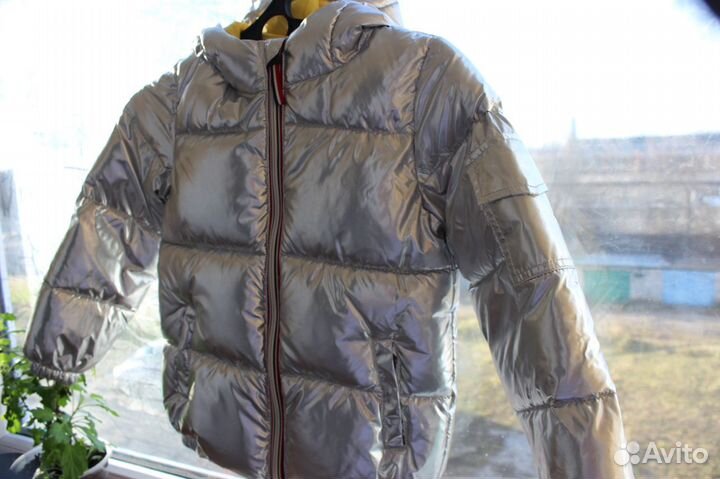 Красивая курточка