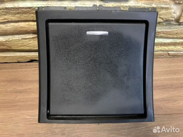 Пепельница Mercedes-Benz E 200 W212