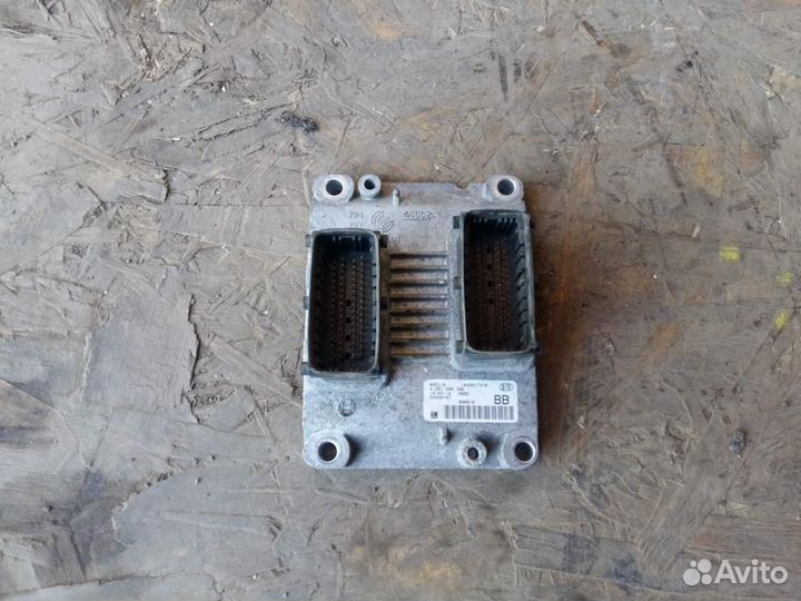 Блок управления двигателем Opel Astra H 2004-2014