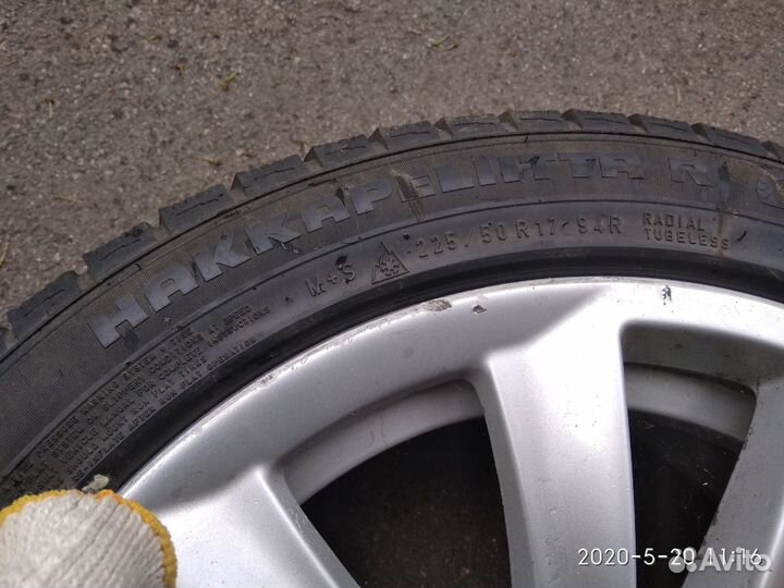 Nokian Tyres Hakkapeliitta R 225/50 R17