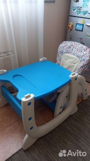 Детский стульчик для кормления