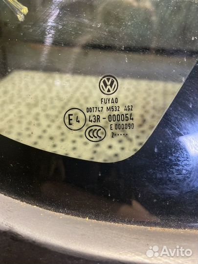 Стекло глухое заднее правое Volkswagen Polo Sedan