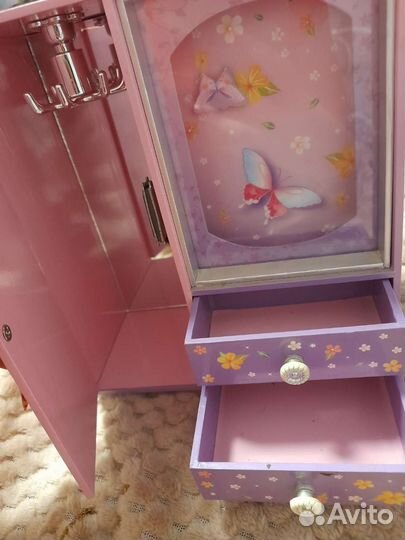 Шкаф для кукольной одежды