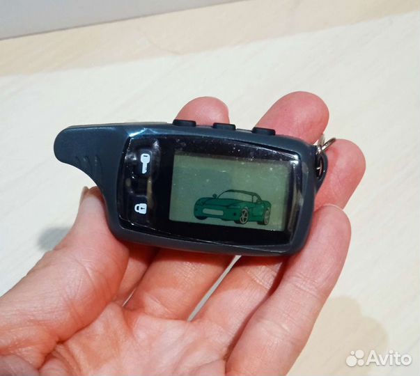 Брелок сигнализации Tomahawk 9010