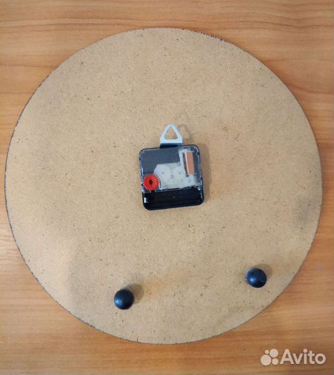 Часы настенные декоративные 30см