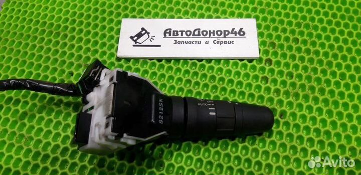 Переключатель стеклоочистителя Nissan Tiida C11