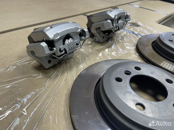 Комплект тормозов BMW e60, 348мм