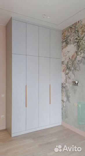 Шкаф стенка