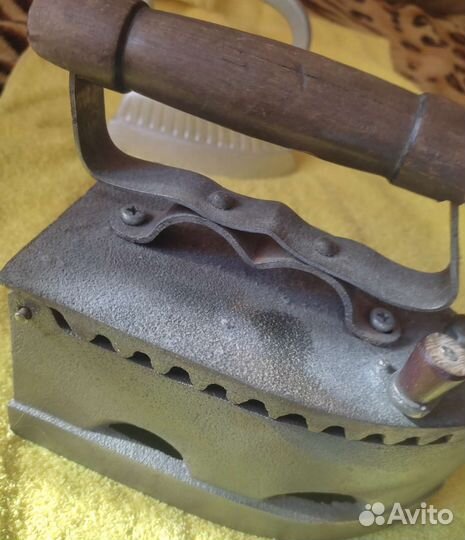 Старый утюг