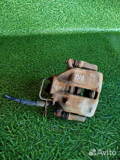 Суппорт тормозной передний левый Ауди А4 Б5 1998г