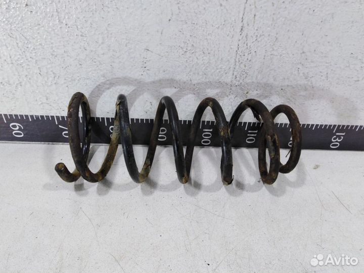 Пружина передняя Ниссан