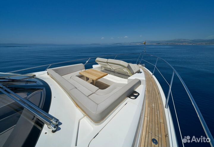 Моторная яхта Sunseeker 66 2018 (880 м/ч)